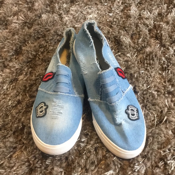 Via Pinky Collection Shoes - Denim Slip-on